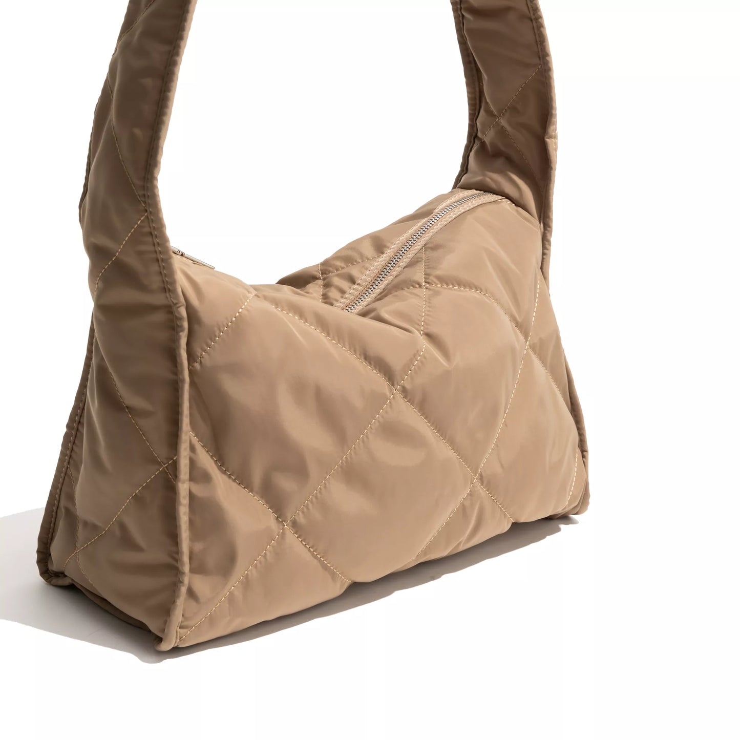 Large Capacity Diamond Lattice Quilted Shoulder Bag