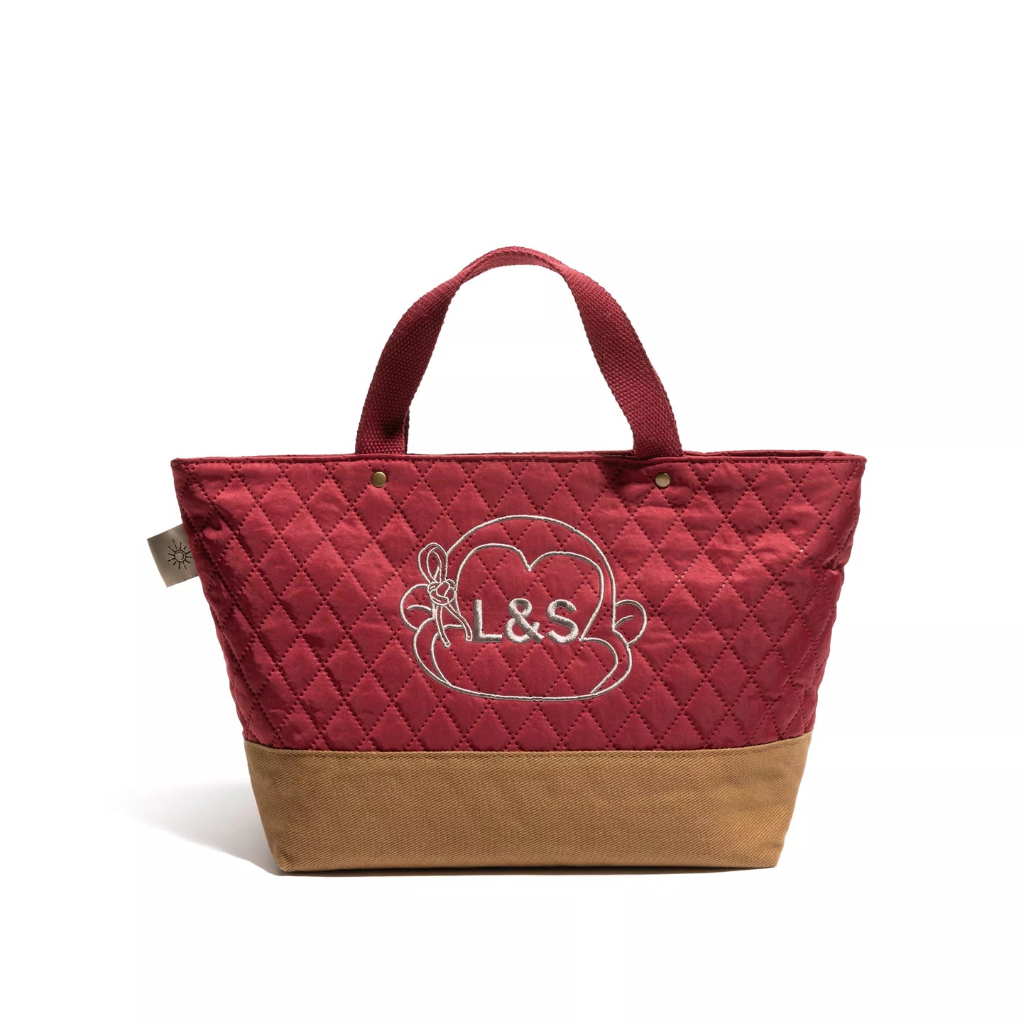 Versatile bag perfect for modern women who value style and practicality