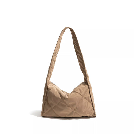 Large Capacity Diamond Lattice Quilted Shoulder Bag