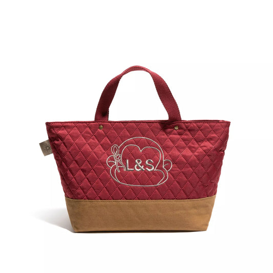 Versatile bag perfect for modern women who value style and practicality
